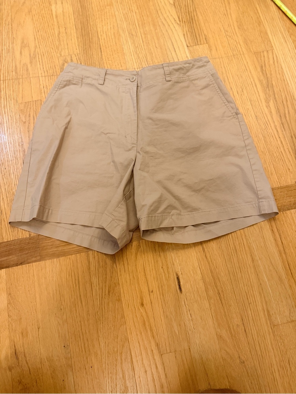 Ladies Size 12 "Eddie Bauer" Khaki/Tan Women's Cotton Shorts GUC